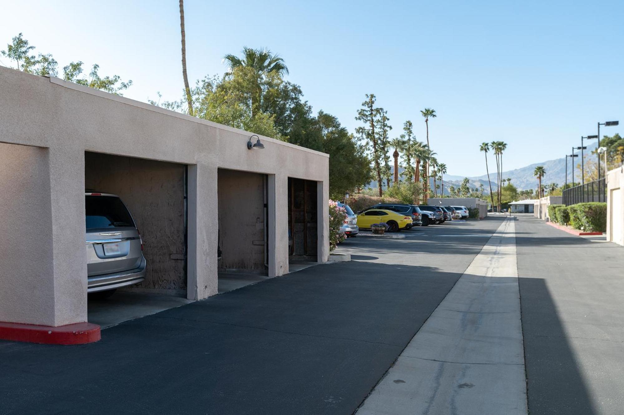 Vista Mirage Resort Palm Springs Exterior photo